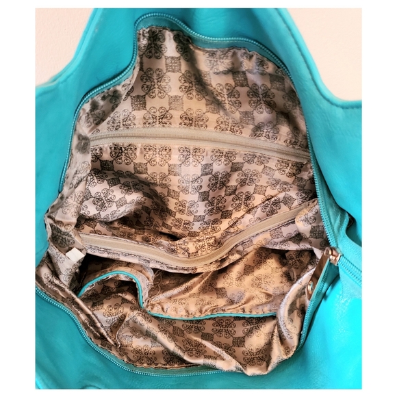 Mint  Butter Bag - Picture 3 of 4